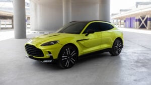 Aston Martin DBX 707 {Green}
