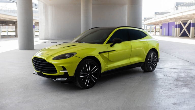 Aston Martin DBX 707 {Green}