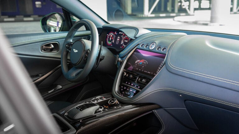 Aston Martin DBX 707 {Green}