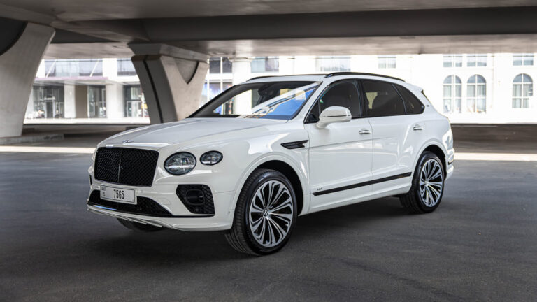 Bentley Bentayga Front