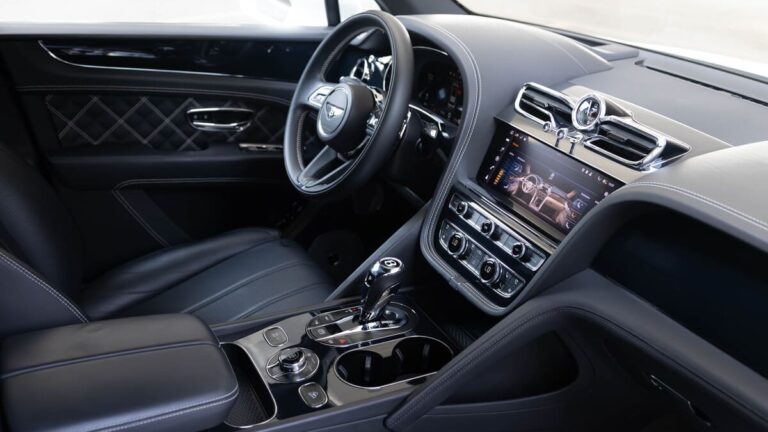 Bentley Bentayga Interior