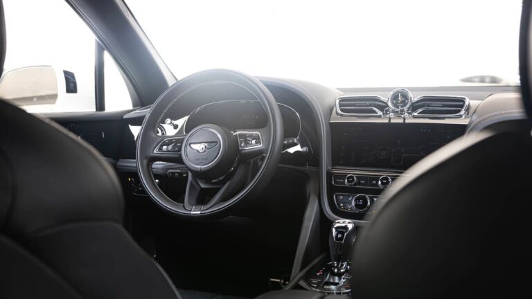 Bentley Bentayga Interior