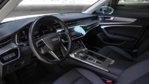 Audi A6 {White}