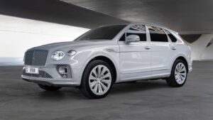 Bentley Bentayga {Nardo Gray}