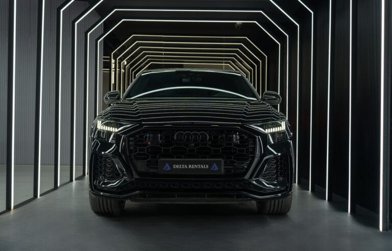 Audi RSQ8