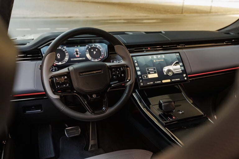 Range Rover SVR