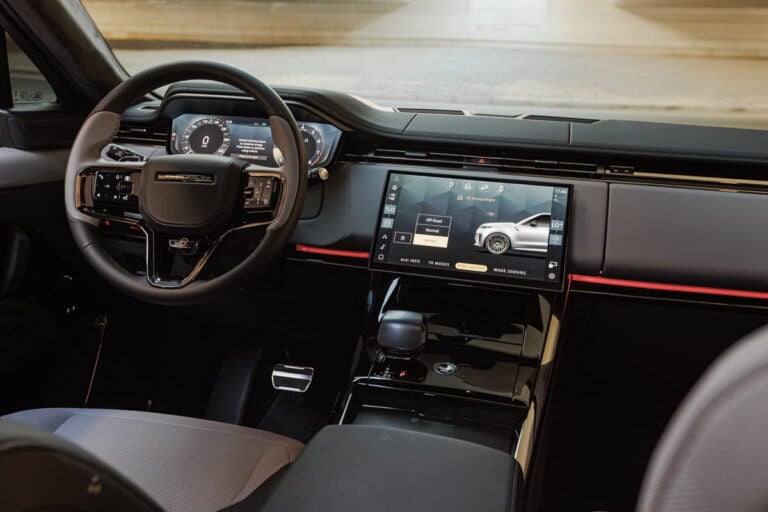 Range Rover SVR