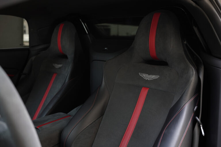 Aston Martin Vantage