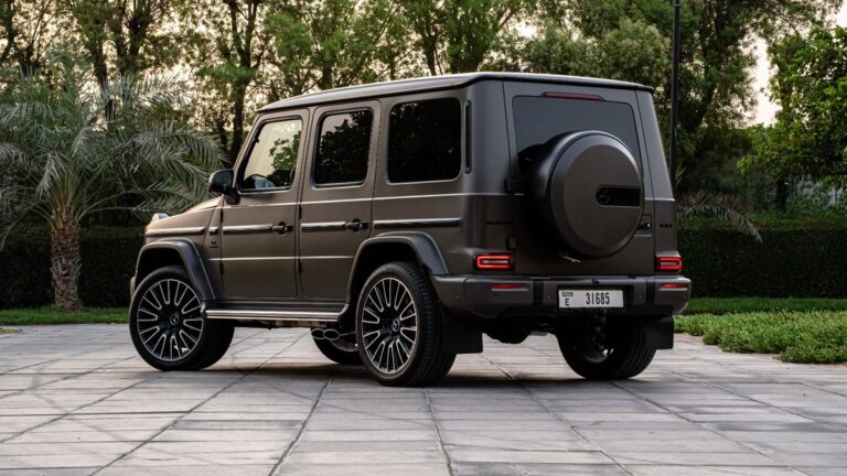Mercedes G63 2025