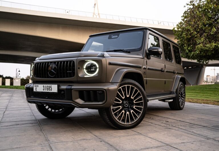 Mercedes G63 2025