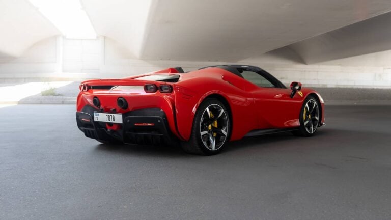 Ferrari SF90