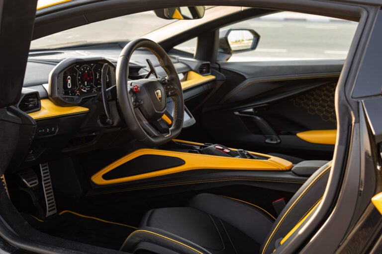 Lamborghini Revuelto in Dubai