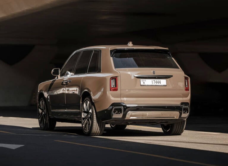 Rolls Royce Cullinan 2025